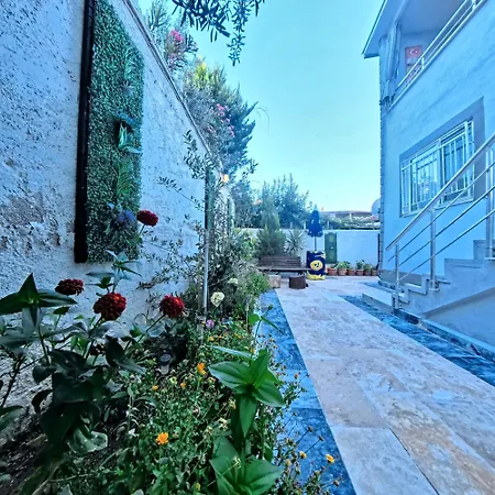 Pretty House * باموكاليه