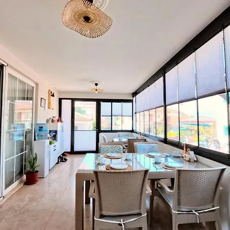 Pretty House Apartment