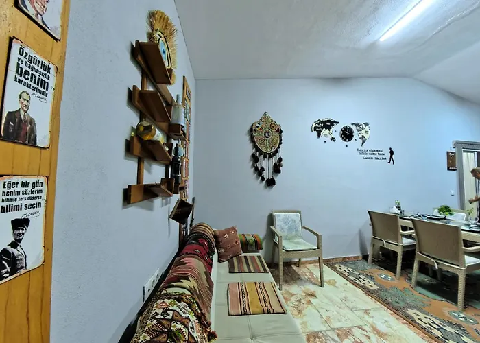Pretty House *