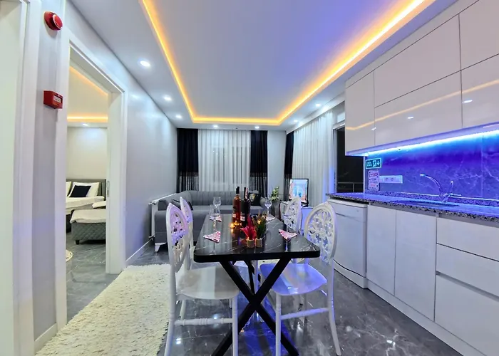 Pretty House *