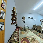 Pretty House *