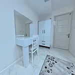 Apartament Pretty House *