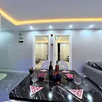 Pretty House Apartament *