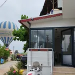 Pretty House *