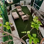 Pretty House *