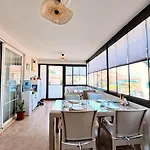 Pretty House דירה