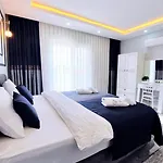 Pretty House דירה *
