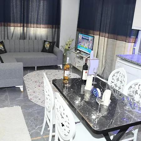 Pretty House Apartment *