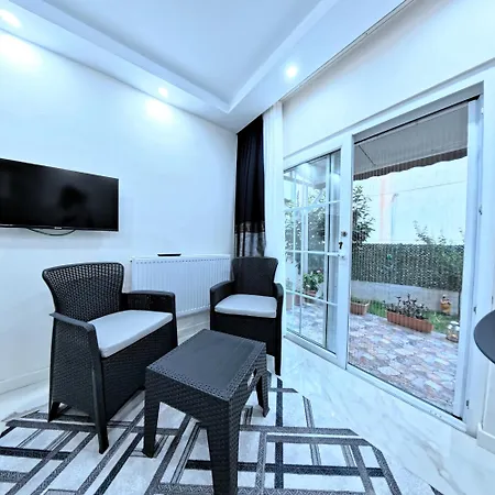 Pretty House Apartment