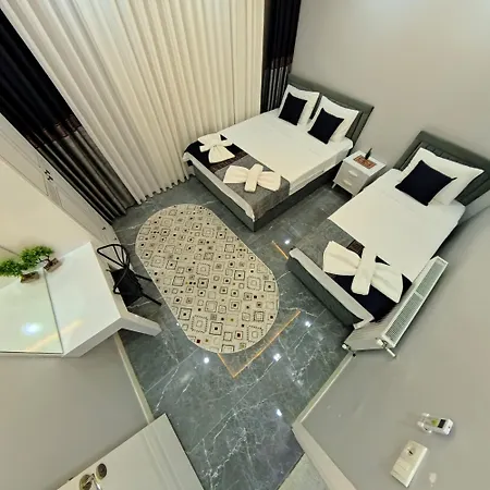 Pretty House アパート