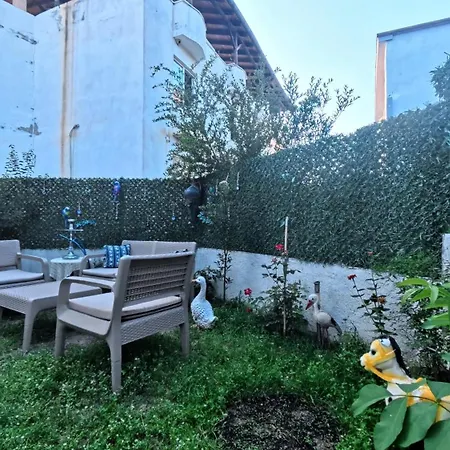 アパート Pretty House