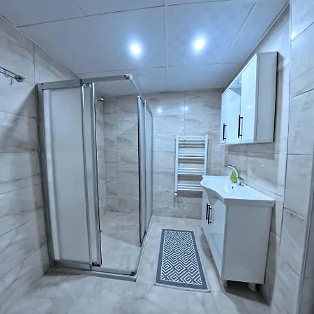 Pretty House Apartment