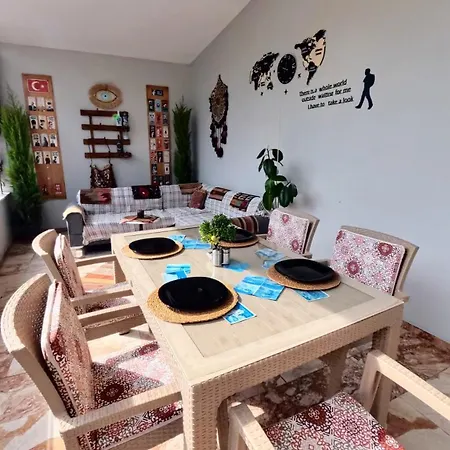 Pretty House