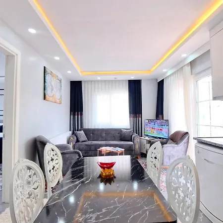 Pretty House * باموكاليه
